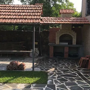 Komakhidze 68 Апартаменты Батуми